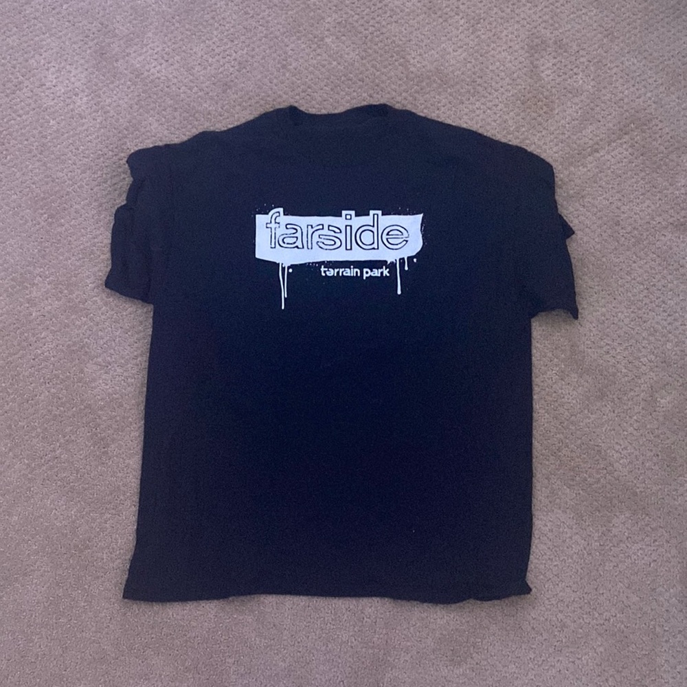 Size large snowboard t shirt shirt